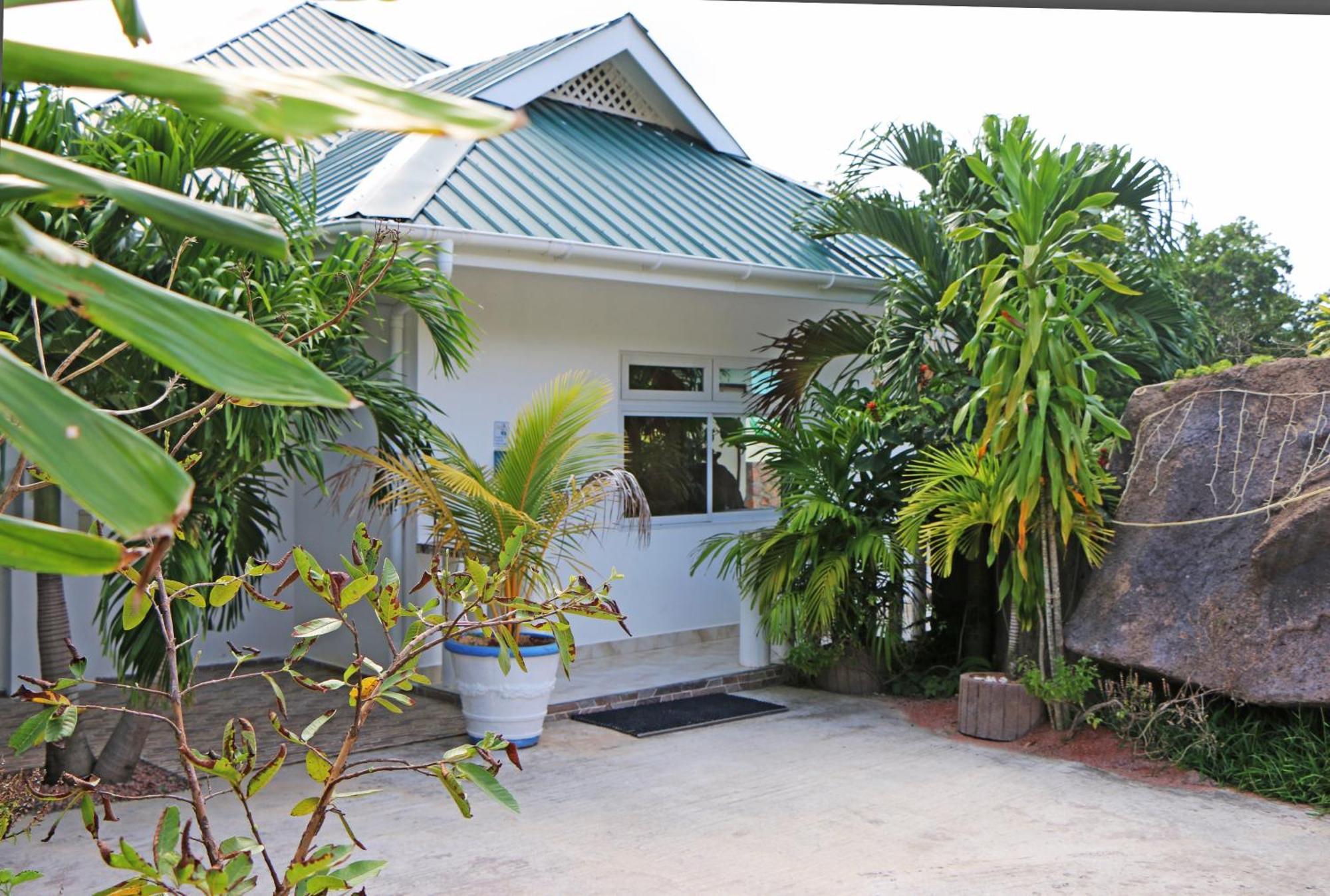Apartmán Ocean Blue Bay Anse Volbert Village Exteriér fotografie